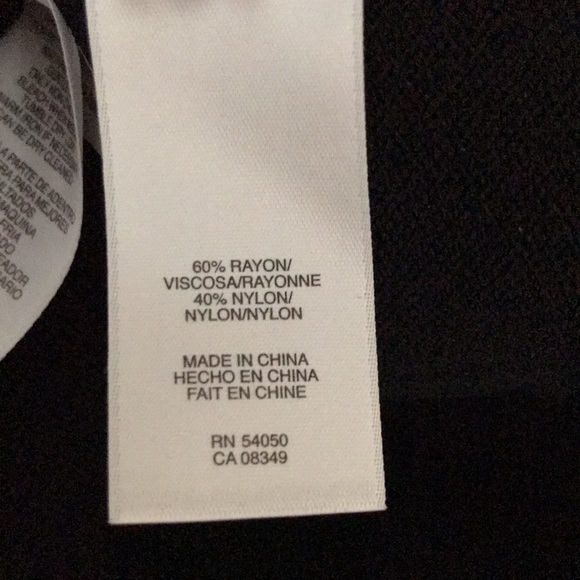 EUC “NINE WEST” COLOR BLOCK 3/4 SLEEVE SWEATER DRESS. SIZE SMALL - Picture 6 of 7